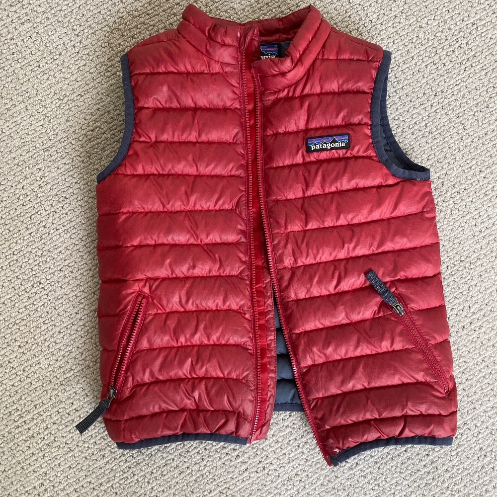 Boys read Patagonia vest size 5T